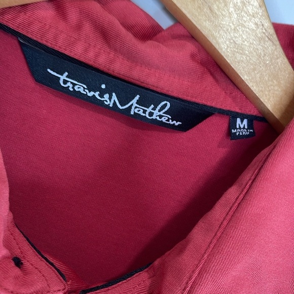 Travis Matthew Men's Golf Featherweight Pocket Polo T-Shirt Salmon Red Classic M - Picture 9 of 13